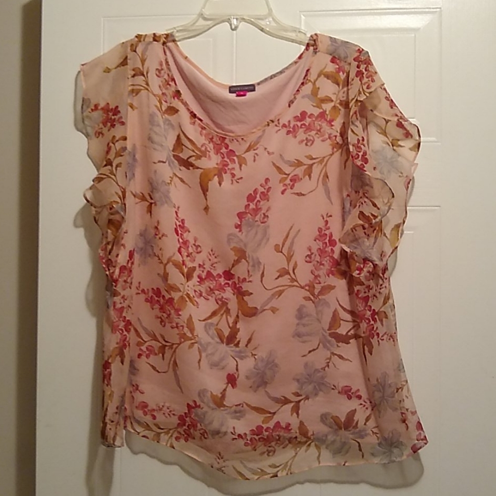 Vince camuto flutter sleeve blouse